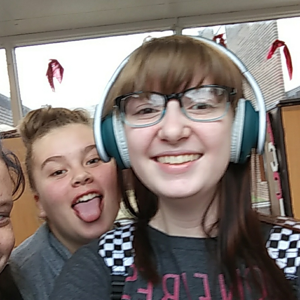 Meet your Posher, Abigail